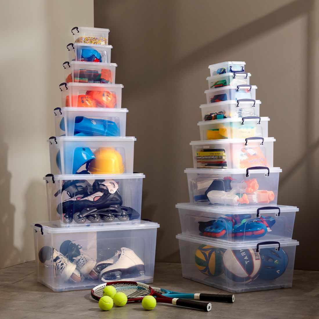40 L Wheeled Clear Box