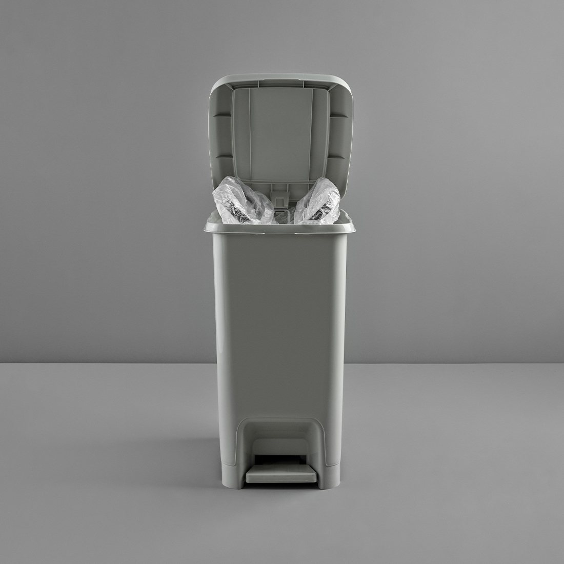 10 L Slim Pedal Dustbin