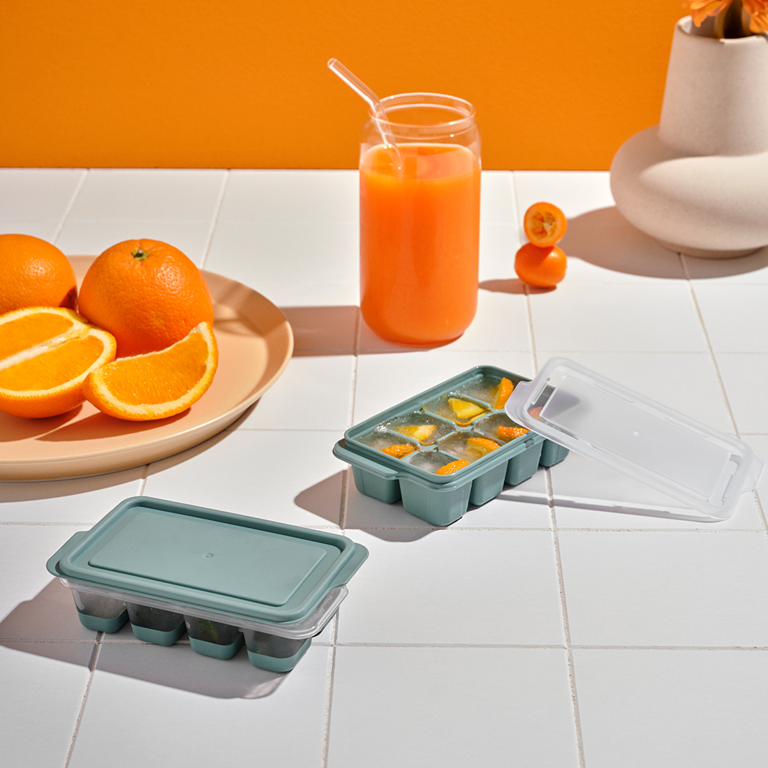 Mini Ice Cube Tray With Lid